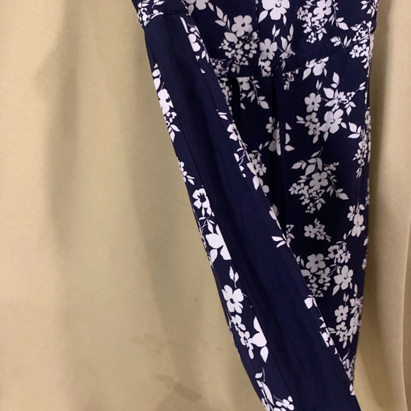 41 Hawthorn Dress | Blue/Floral Pattern | Size S - Picture 3 of 7